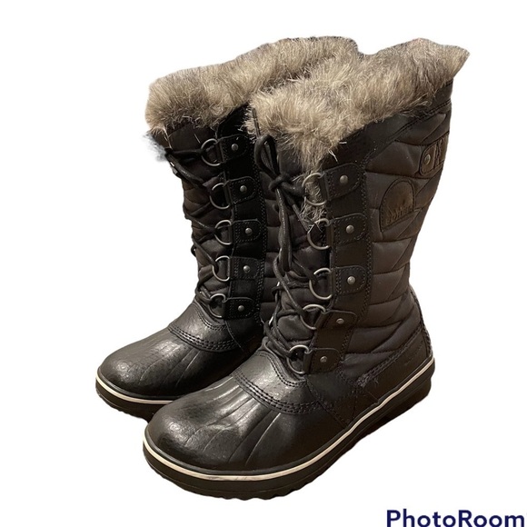 Sorel Tofino II Faux Fur Lined Waterproof Boot in Black Stone Women’s size 9 - Picture 1 of 15